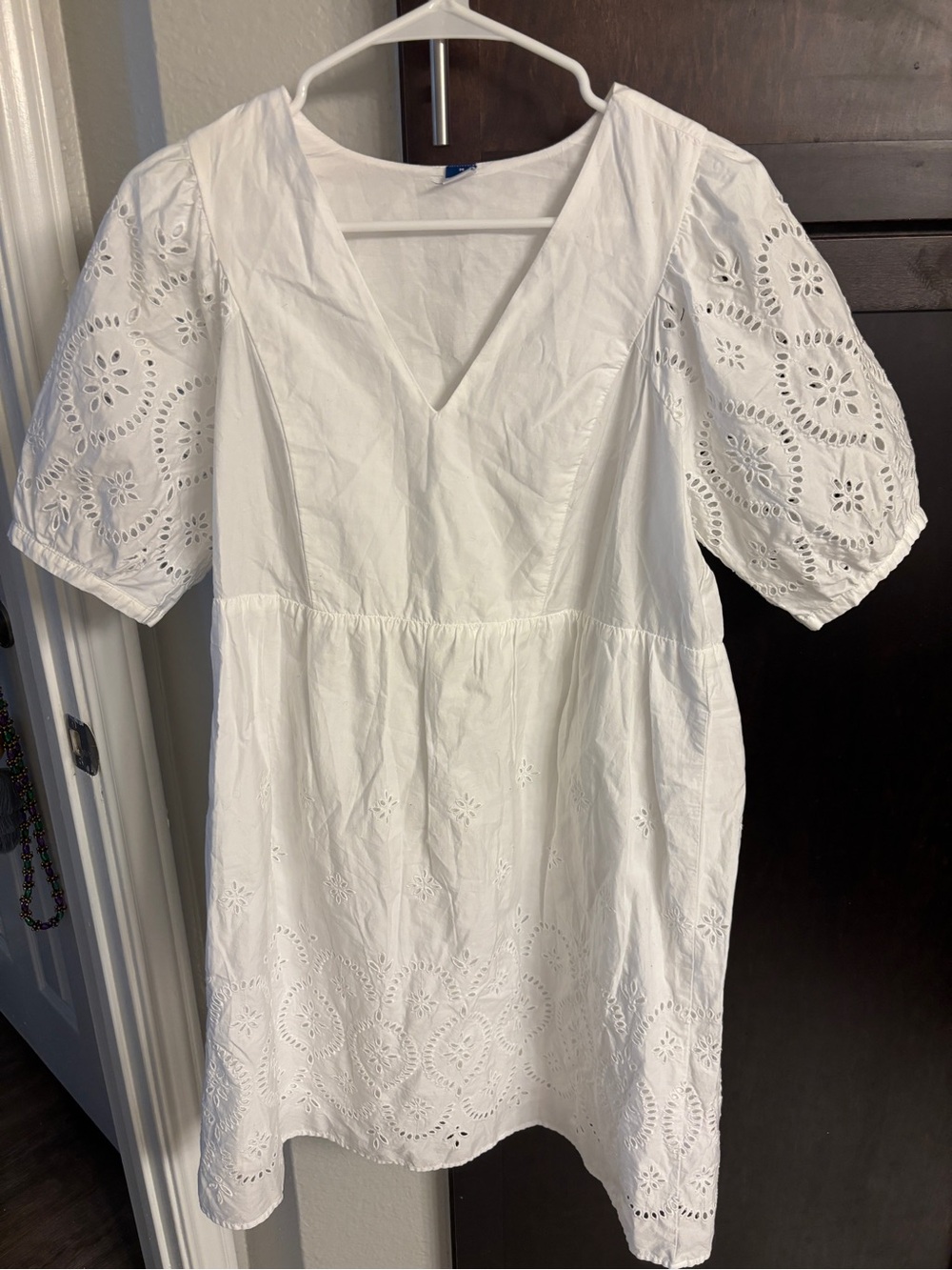 100% cotton white embroidery eyelet dress size M old navy